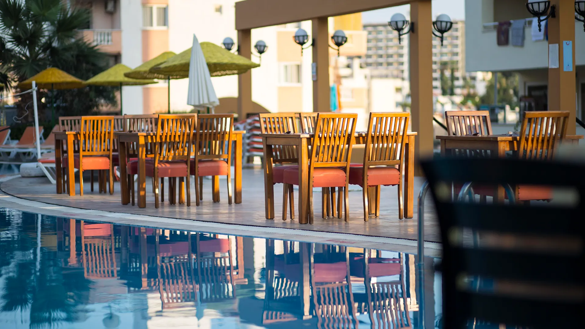 **** Aparthotel Tuntas Family Suites Kuşadası Turkije