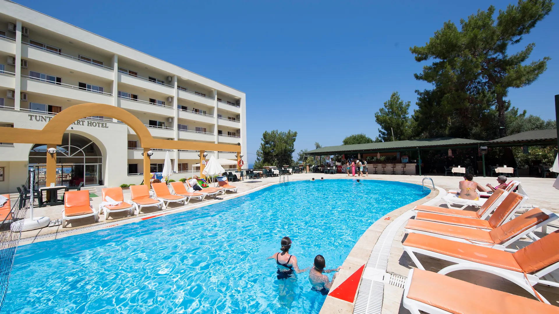 Tuntas Family Suites Kuşadası