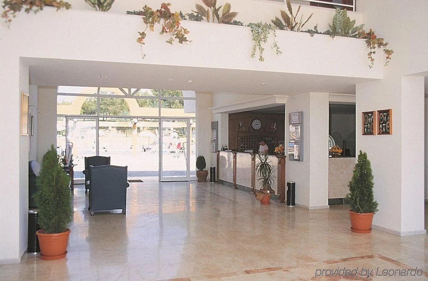 Tuntas Family Suites Kuşadası 4*,  Turkije