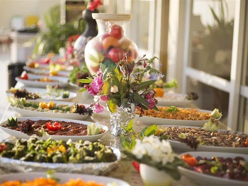 Tuntas Family Suites Kuşadası Aparthotel