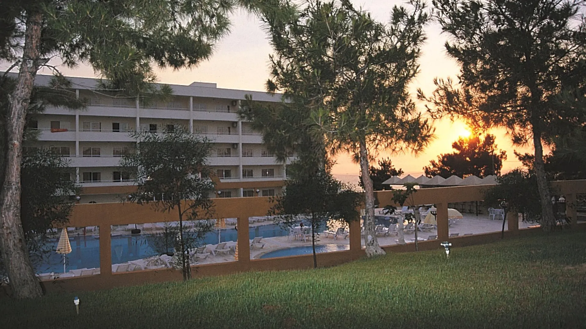Tuntas Family Suites Kusadasi